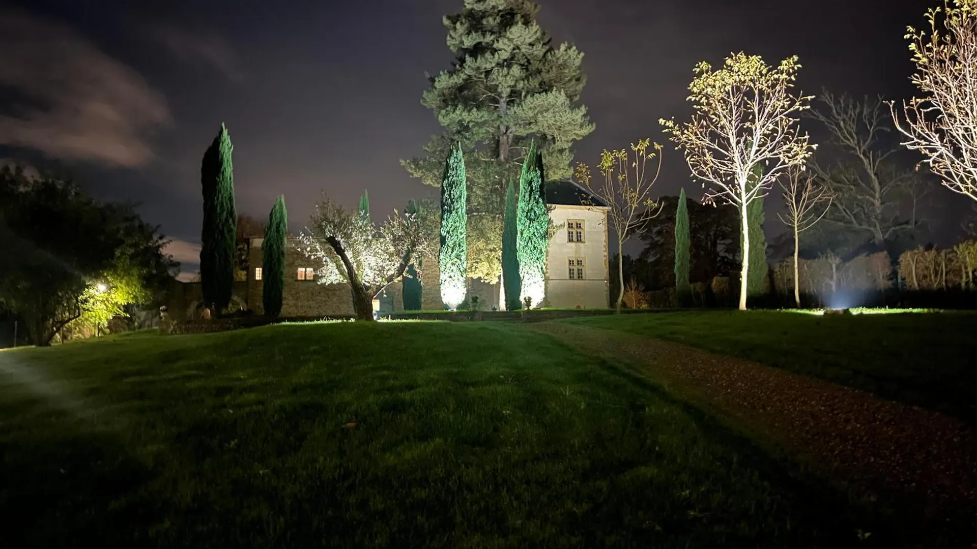 Chateau De Rance Genay  Bed & Breakfast Genay (Rhone)
